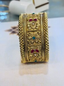 Gold Karaa