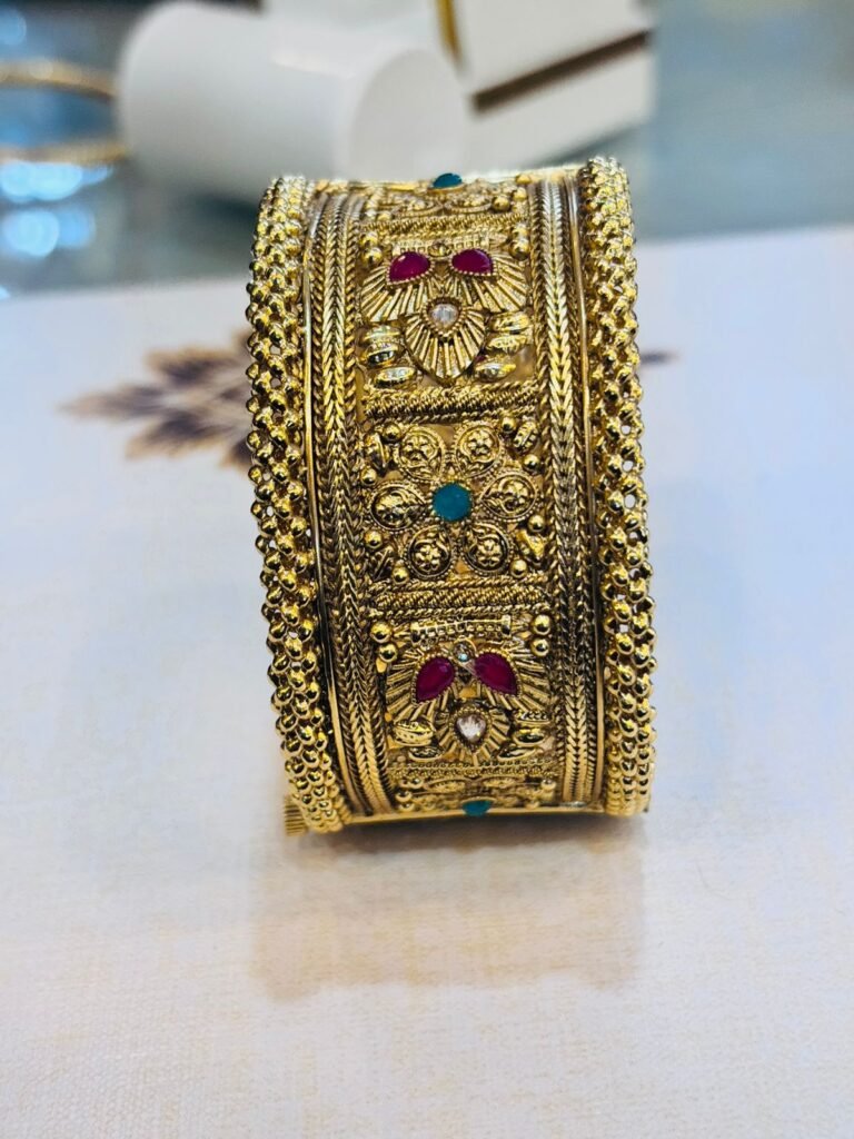 Gold Karaa